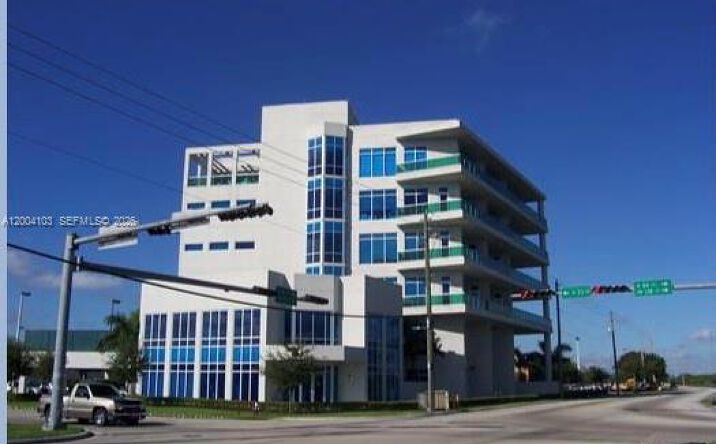 Pictures of Office property located at 2300 W 84th St # 304, Hialeah, FL 33016 for lease - image #1
