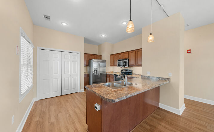 Pictures of Special Purpose, Office property located at 51 E Main St, Statesboro, GA 30458 for lease - image #1