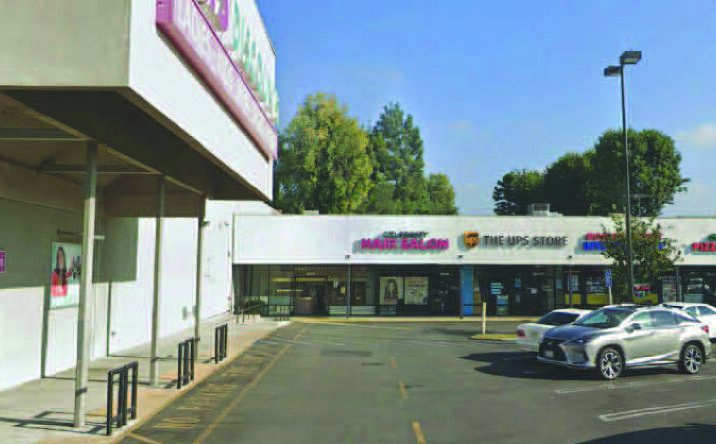 Pictures of Retail, Restaurant property located at 20121 Sherman Way, Los Angeles, CA 91306 for lease - image #1