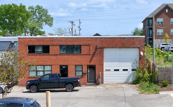 Pictures of Industrial property located at 819 Porter Pl, Lexington, KY 40508 for lease - image #1