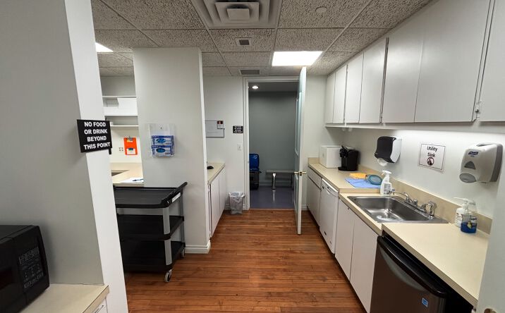 Pictures of Office property located at 161 Ottawa Avenue Northwest, Grand Rapids, MI 49503 for lease - image #1