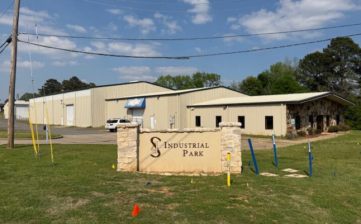 Pictures of Industrial property located at 120 Marvin A Smith Dr, Kilgore, TX 75662 for lease - image #1