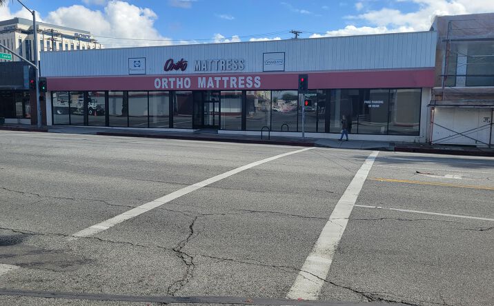 Pictures of Retail, Office, Restaurant property located at 10740 Washington Boulevard, Culver City, CA 90232 for lease - image #1