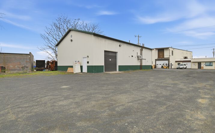 Pictures of Industrial property located at 21 Bramble Ave, West Springfield, MA 01089 for lease - image #1