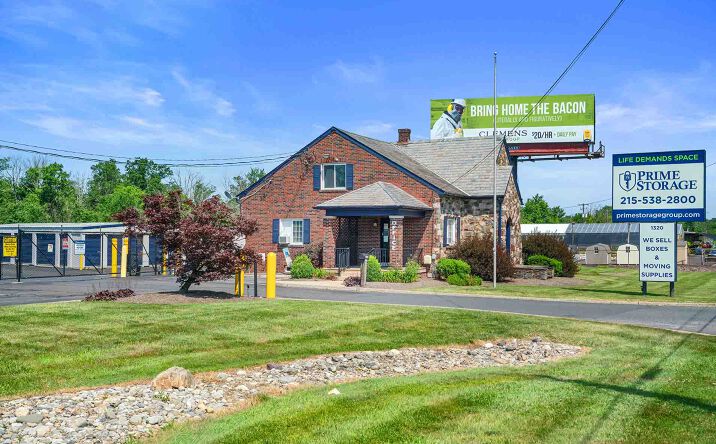 Pictures of Office property located at 1320 S West End Blvd, Quakertown, PA 18951 for lease - image #1