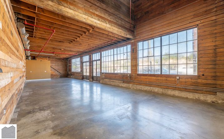 Pictures of Retail, Office, Industrial property located at 3374 E OLYMPIC BLVD, LOS ANGELES, CA 90023 for lease - image #1
