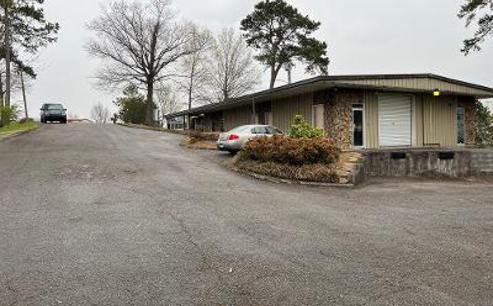 Pictures of Industrial property located at 3501 Overlook Circle, Knoxville, TN 37909 for lease - image #1