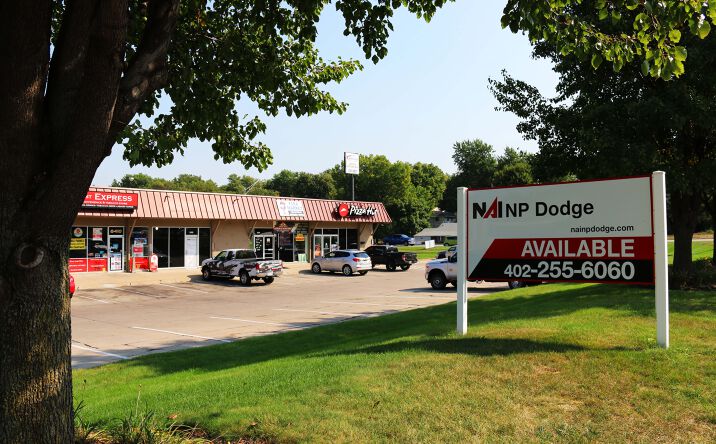 Pictures of Retail property located at 8418 Q St, Omaha, NE 68127 for lease - image #1
