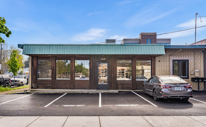 Pictures of Office property located at 1419 Broadway St, Vancouver, WA 98663 for lease - image #1