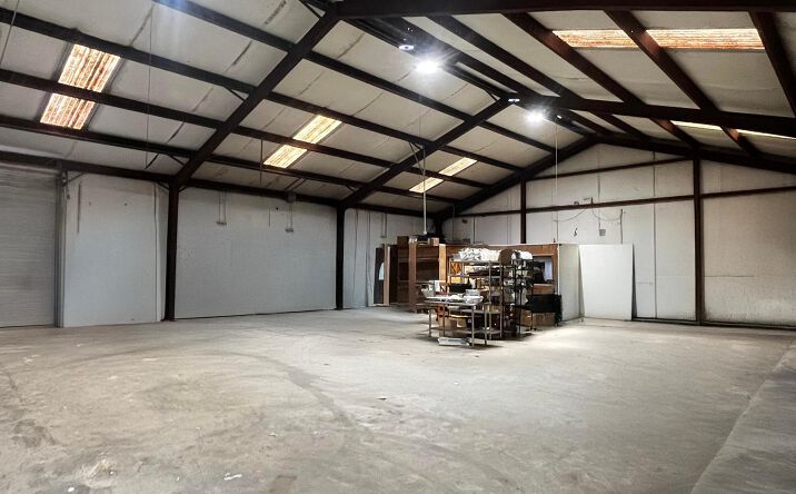 Pictures of Office, Industrial property located at 12 Cardinal Rd, Hilton Head Island, SC 29926 for lease - image #1