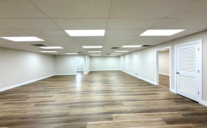 Pictures of Retail, Office property located at 3997 Sunnycrest Dr, Harrisburg, PA 17109 for lease - image #1