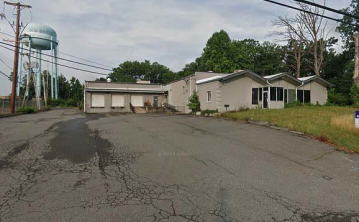 Pictures of Industrial property located at 139 NJ-35, Keyport, NJ 07735 for lease - image #1