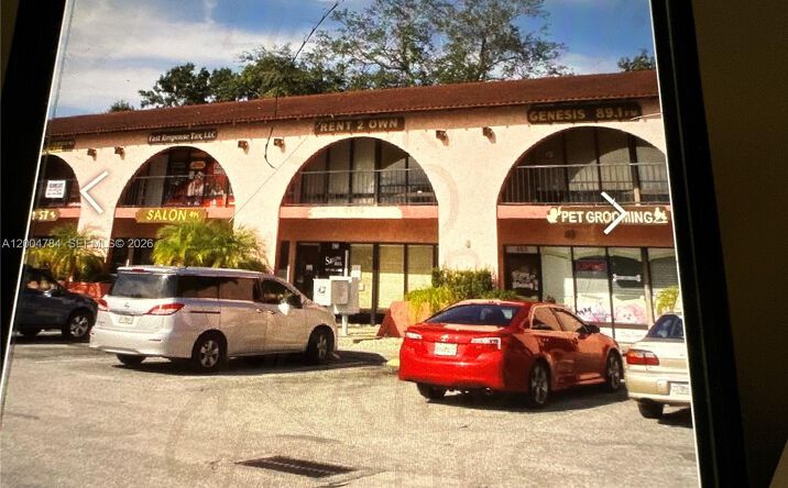 Pictures of Retail property located at 429 429 WEST VINE STREET, Kissimmee, FL 34741 for lease - image #1