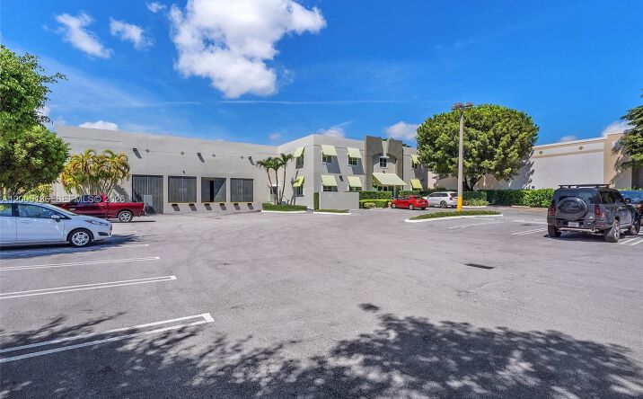 Pictures of Industrial property located at 8299 NW 30th Ter, Doral, FL 33122 for lease - image #1