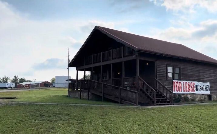Pictures of Office property located at 1242 Crabtree Road, Crossville, TN 38571 for lease - image #1