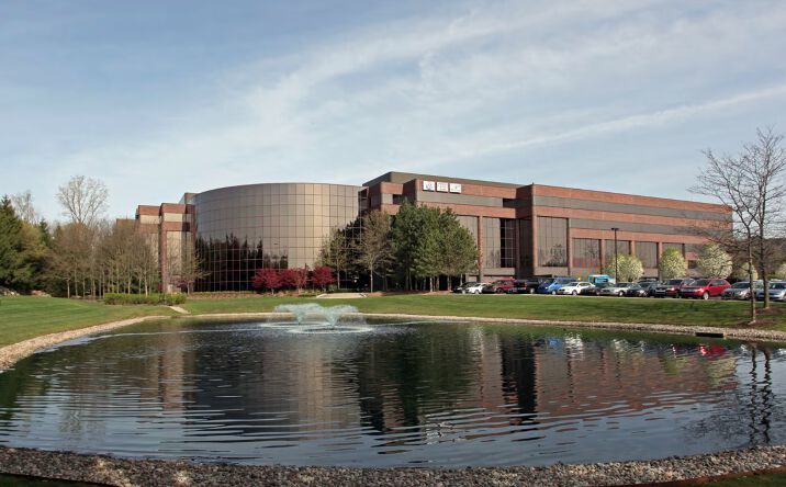 Pictures of Office, Industrial property located at 3800 Hamlin Rd, Auburn Hills, MI 48326 for lease - image #1