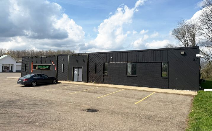 Pictures of Retail, Office property located at 2401 E Milham Ave, Portage, MI 49002 for lease - image #1