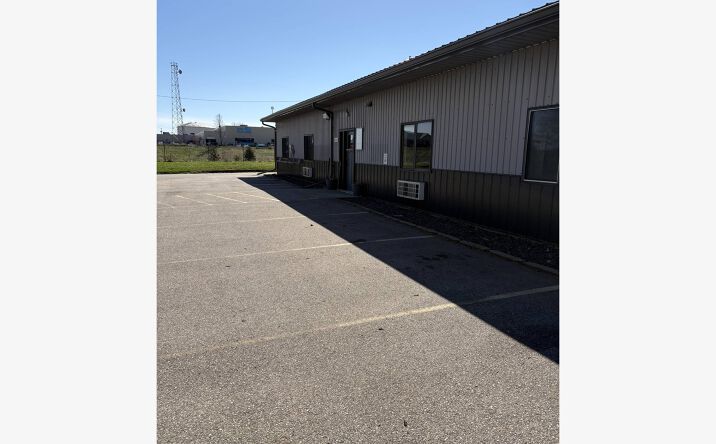 Pictures of Office, Industrial property located at 6254 34th Ave NW, Rochester, MN 55901 for lease - image #1