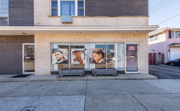 Pictures of Office property located at 2052 Western Avenue, Waukegan, IL 60087 for lease - image #1