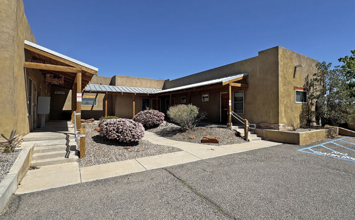 Pictures of Office property located at 4619 Greene Ave NW, Albuquerque, NM 87114 for lease - image #1