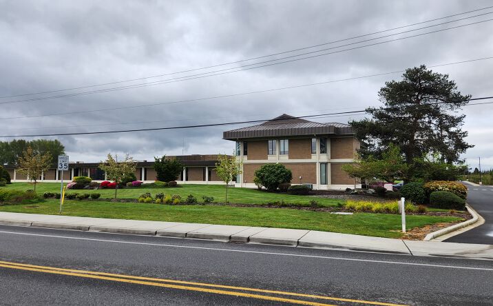 Pictures of Office property located at 1411 Freeway Dr, Mount Vernon, WA 98273 for lease - image #1