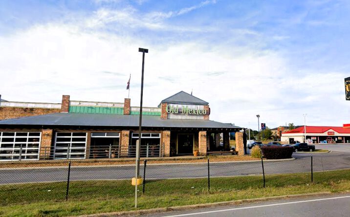 Pictures of Retail, Restaurant property located at 93 Walker Street, Gadsden, AL 35904 for lease - image #1