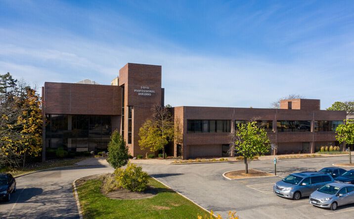 Pictures of Office property located at 2010 South Arlington Heights Road, Arlington Heights, IL 60005 for lease - image #1