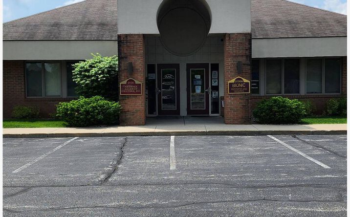 Pictures of Office, Special Purpose property located at 3130 A Windsor Ct, Elkhart, IN 46514 for lease - image #1