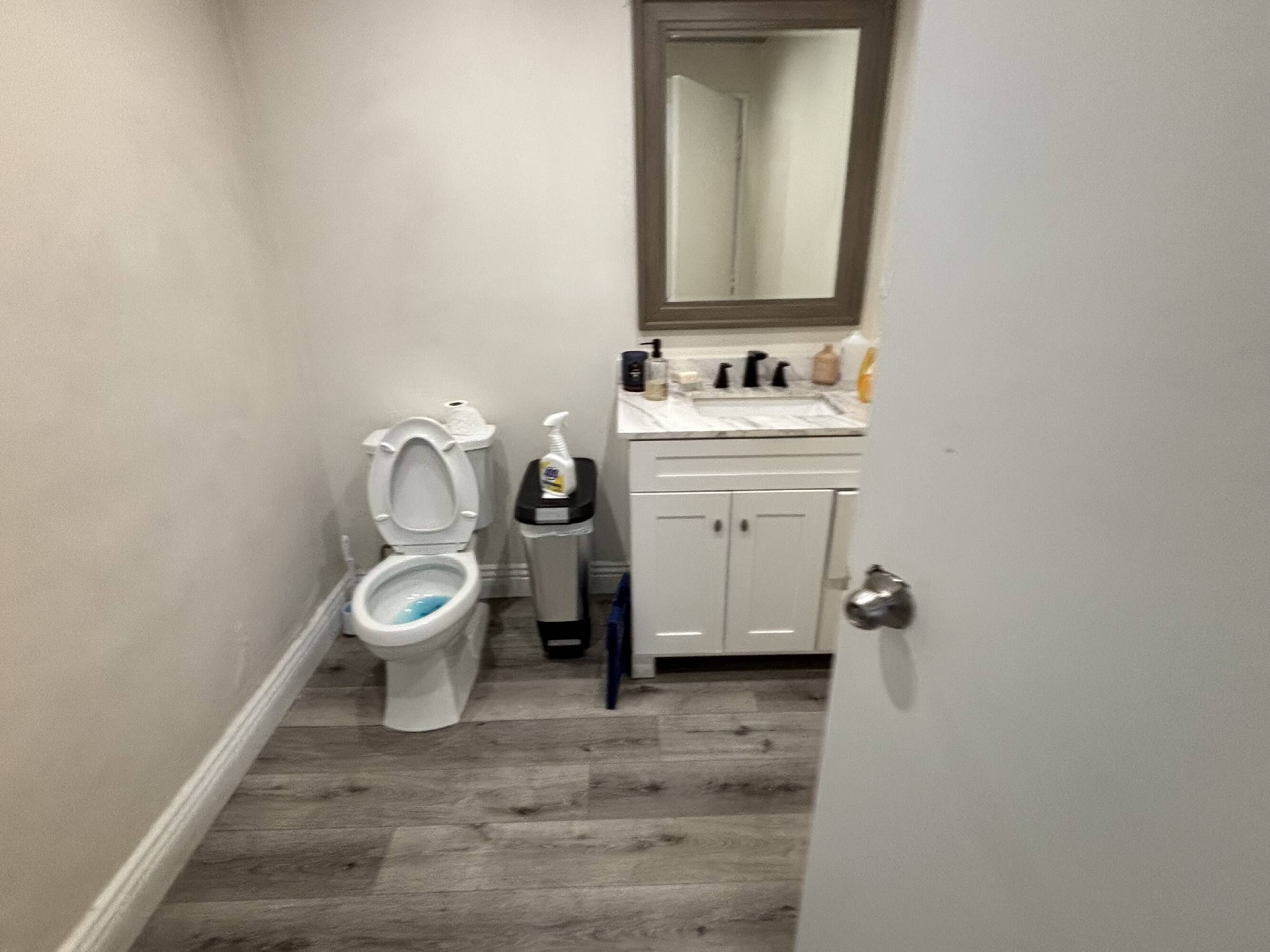 1414 Pacific Coast Hwy, Hermosa Beach, CA 90254