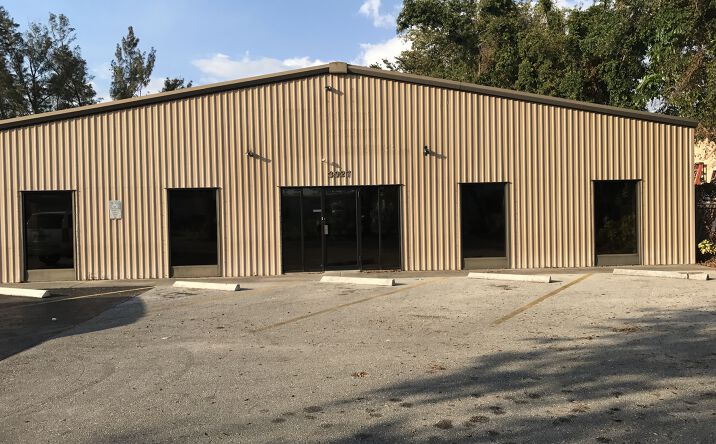 Pictures of Office, Industrial, Special Purpose property located at 3927 Exchange Avenue, Naples, FL 34104 for lease - image #1