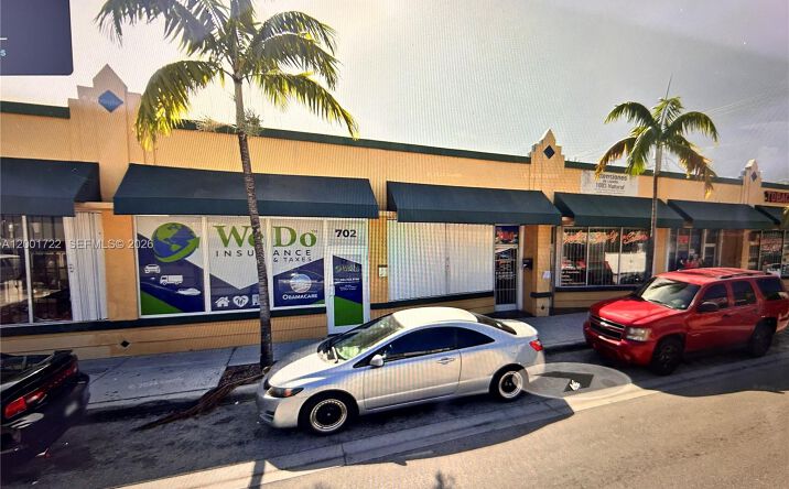 Pictures of Office, Retail property located at 700 Palm Ave # 702, Hialeah, FL 33010 for lease - image #1