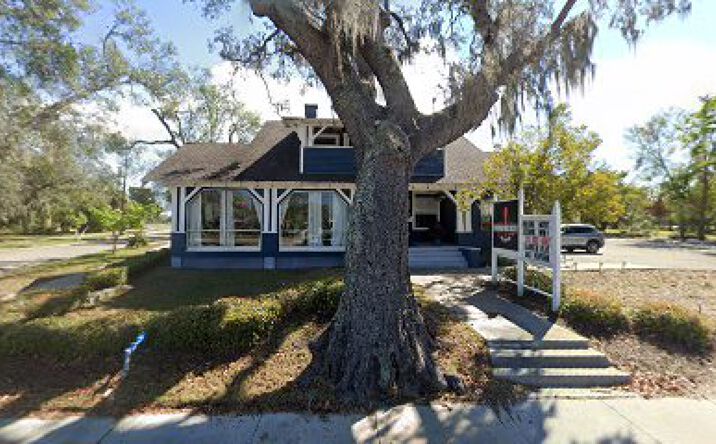 Pictures of Retail, Office, Special Purpose property located at 913 North Fort Harrison Avenue, Clearwater, FL 33755 for lease - image #1