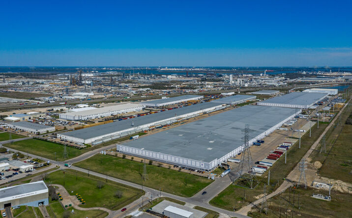 Pictures of Industrial property located at 10025 Porter Road, Suite 200, La Porte, TX 77571 for lease - image #1