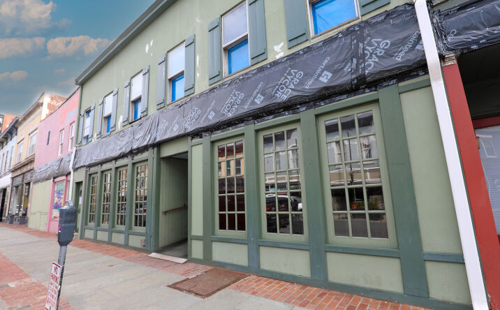 Pictures of Restaurant property located at 44 North Front Street, Kingston, NY 12401 for lease - image #1