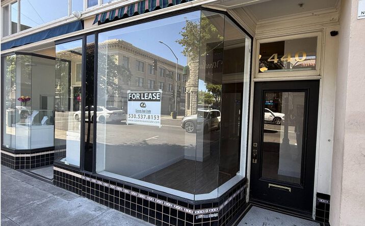 Pictures of Retail, Office, Restaurant property located at 440 Main Street, Woodland, CA 95695 for lease - image #1