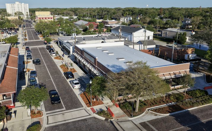 Pictures of Retail, Office, Restaurant property located at 201 OAK AVE, SANFORD, FL 32771 for lease - image #1