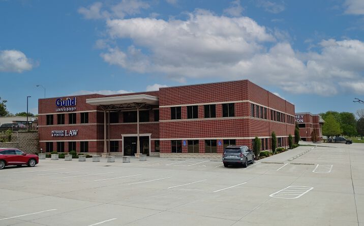 Pictures of Office property located at 2637 S 158th Plaza, Omaha, NE 68130 for lease - image #1