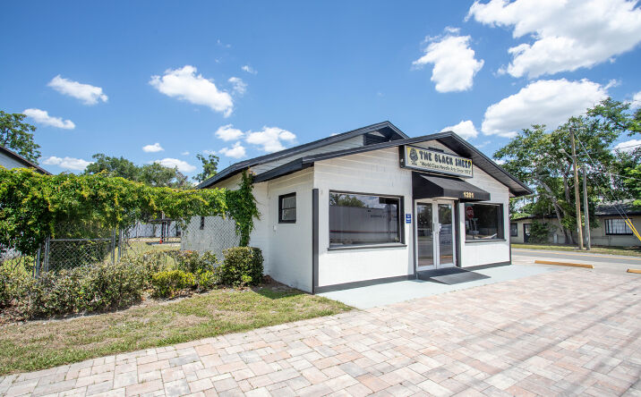 Pictures of Retail, Office property located at 1201 W Fairbanks Ave, Orlando, FL 32804 for lease - image #1