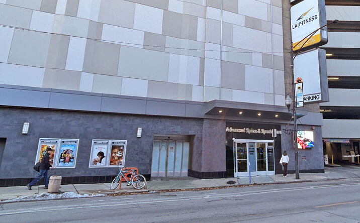 Pictures of Retail property located at 2828 North Clark Street, Chicago, IL 60657 for lease - image #1