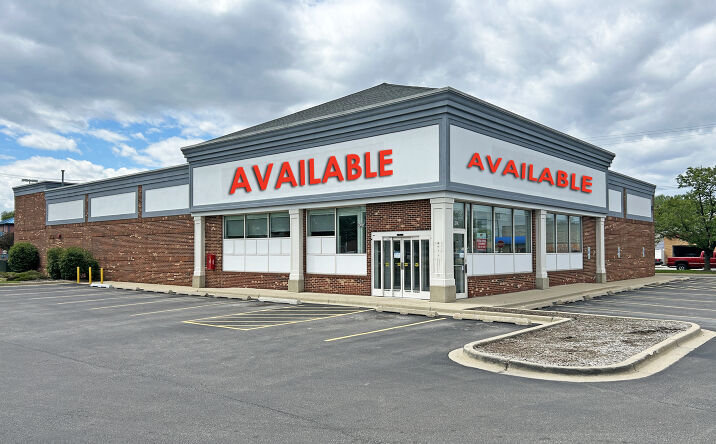 Pictures of Retail property located at 600 North Mannheim Road, Hillside, IL 60162 for lease - image #1