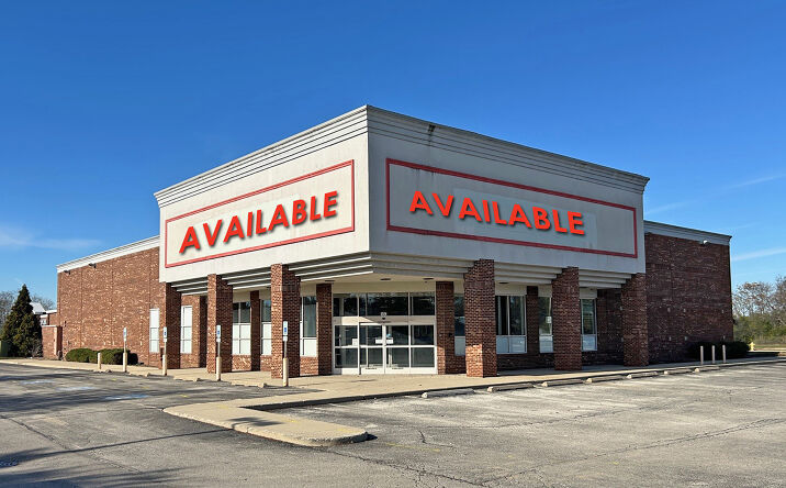 Pictures of Retail property located at 350 East North Avenue, Lombard, IL 60148 for lease - image #1