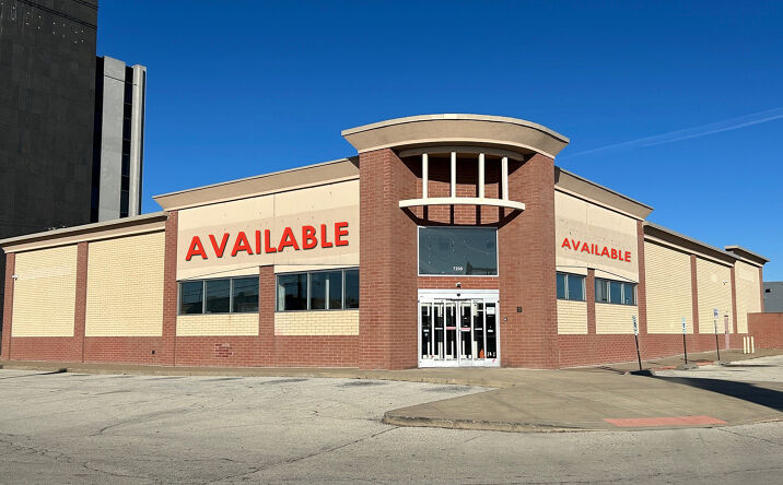 Pictures of Retail property located at 7200 Cermak Road, North Riverside, IL 60546 for lease - image #1