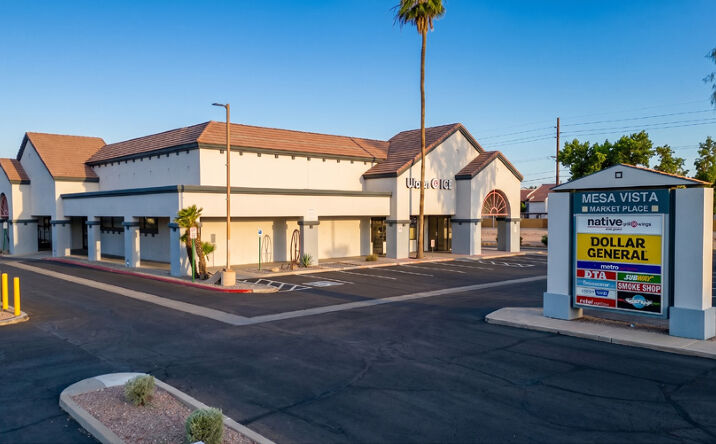 Pictures of Retail property located at 318 E Brown Rd, Mesa, AZ 85201 for lease - image #1