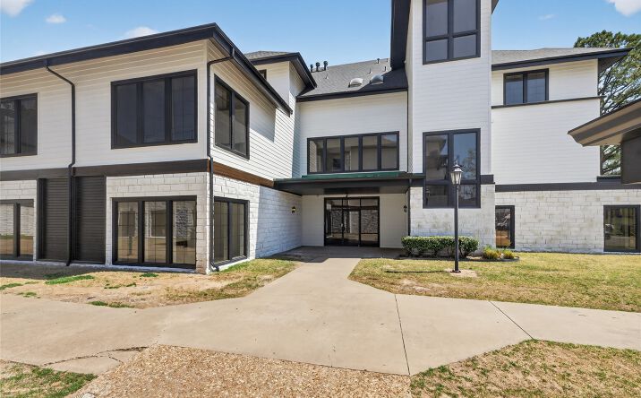 Pictures of Office property located at 5555 E 71st Street A, Tulsa, OK 74136 for lease - image #1