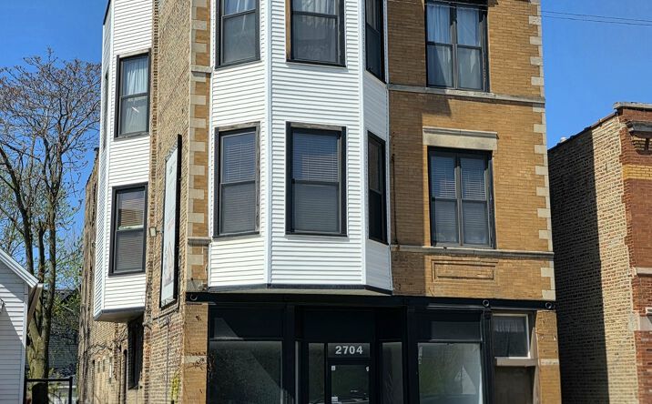 Pictures of Retail property located at 2704 N CALIFORNIA Avenue 1F, Chicago, IL 60647 for lease - image #1