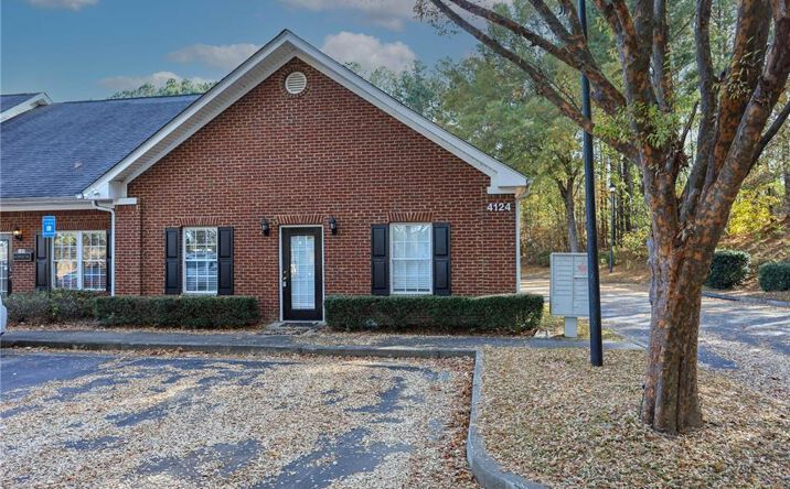 Pictures of Office property located at 4124 Chattahoochee Trace, Duluth, GA 30097 for lease - image #1