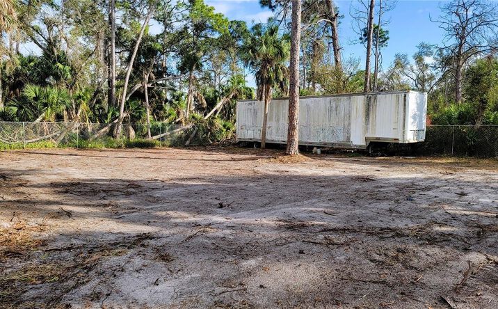 Pictures of Land property located at 416 SALLY ST, PORT CHARLOTTE, FL 33954 for lease - image #1