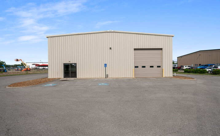Pictures of Industrial property located at 260 SCOTTYS WAY, BOWLING GREEN, KY 42101-9540 for lease - image #1