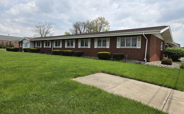 Pictures of Office property located at 939 West Market Street, Lima, OH 45805 for lease - image #1