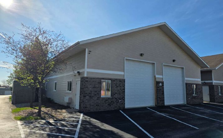 Pictures of Industrial property located at N60W15042 Bobolink Avenue, Menomonee Falls, WI 53051 for lease - image #1